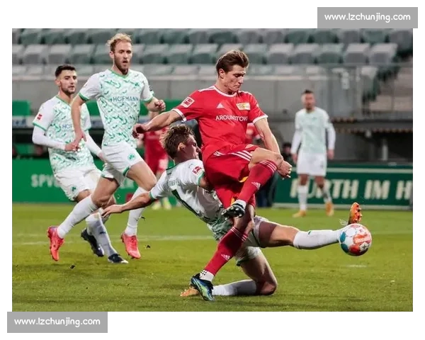 高清足球赛事直播APP下载指南畅享全球赛场精彩即时比分数据分析权威解说 - 副本 (16) - 副本